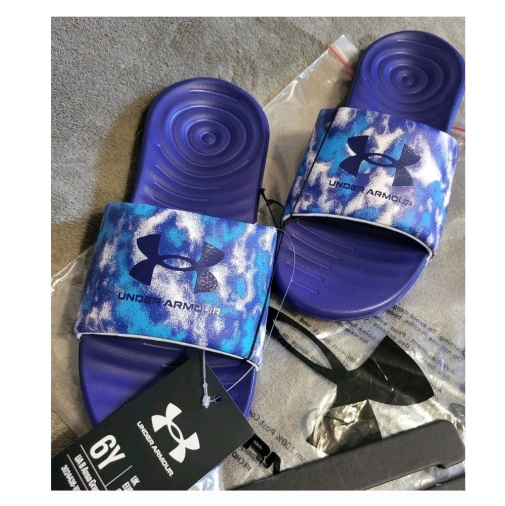 💕 NEW! Under Armour 6Y/Women's 8 Sandals Slides Blue NWT! $23